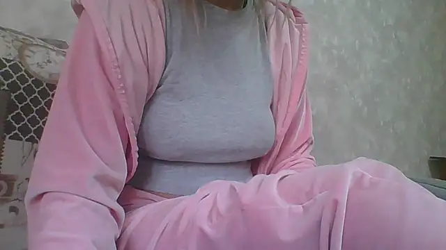 Emma 99 online show from October 10, 2025, 8:59 am