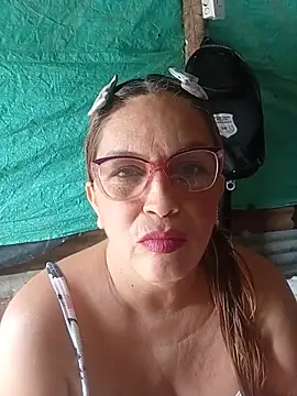 Snapshot of mom_son_dirty chatting on July 23, 2026, 2:57 pm mom son dirty online show from July 23, 2026, 2:57 pm