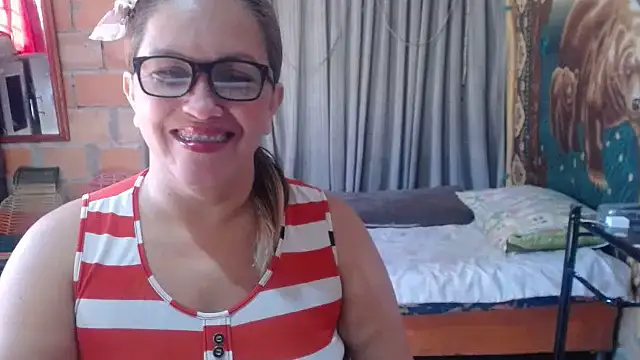 Snapshot of mom_son_dirty chatting on July 8, 2026, 1:45 pm mom son dirty online show from July 8, 2026, 1:45 pm