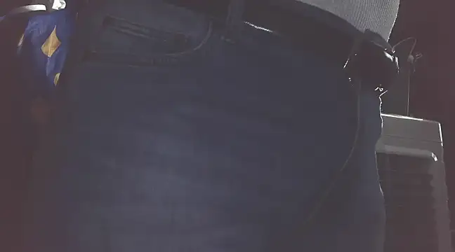 briefsguy4lifexh online show from March 16, 2025, 4:41 am