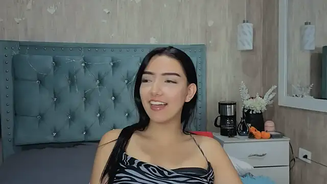 Marcelaa fox online show from March 18, 2026, 7:48 pm