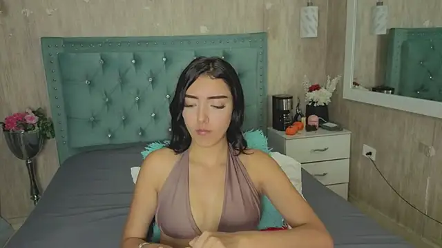 Marcelaa fox online show from July 10, 2026, 9:04 pm