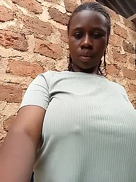 Snapshot of Sassy_boobs21 chatting on June 28, 2026, 10:54 am Sassy boobs21 online show from June 28, 2026, 10:54 am