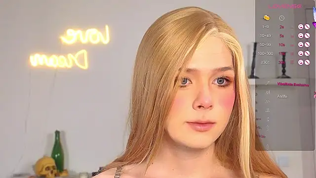  yourFoxy  online show from October 16, 2025, 11:40 am