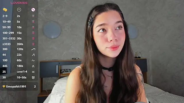 Snapshot of Butterflys1268 chatting on June 7, 2026, 3:12 am Butterflys1268 online show from June 7, 2026, 3:12 am