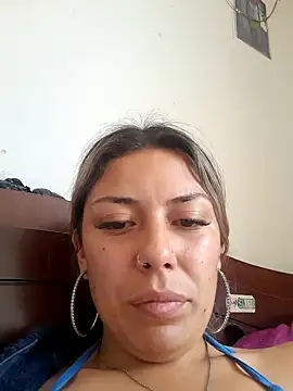 Sweel Leyva18 online show from December 4, 2024, 4:54 pm