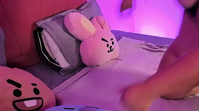 Snapshot of juli_2tyes chatting on February 18, 2026, 3:15 am juli 2tyes online show from February 18, 2026, 3:15 am