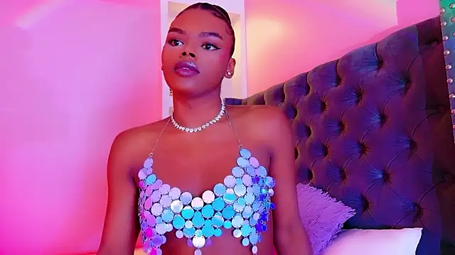 CamiEstrada online show from February 11, 2026, 7:03 pm