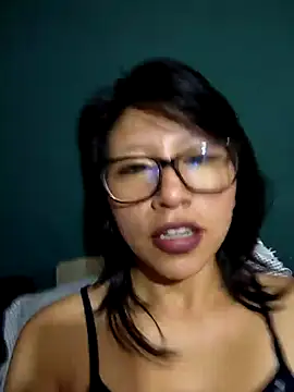Snapshot of Giviper1 chatting on December 20, 2024, 5:04 am Giviper1 online show from December 20, 2024, 5:04 am