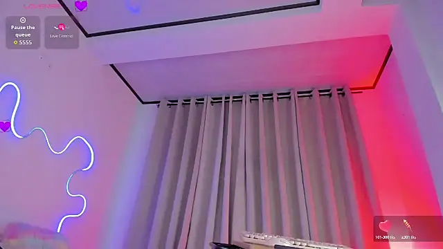 Mackensy sweett online show from November 8, 2025, 1:09 am