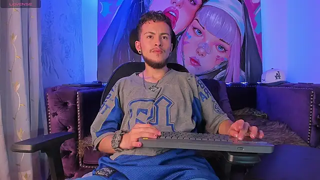  hairybeard  online show from February 9, 2026, 8:18 pm