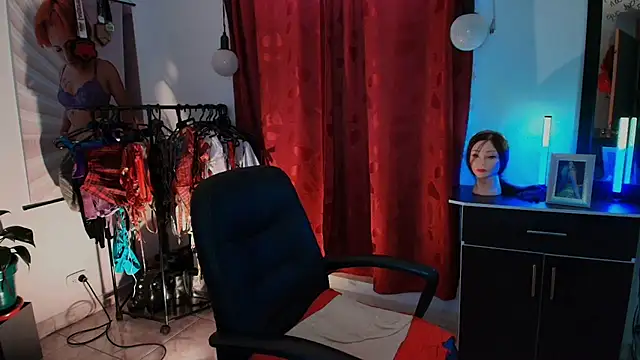 TinnaDawsom online show from January 14, 2026, 10:35 pm