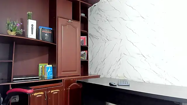 MirandaRossi online show from December 20, 2025, 3:20 am