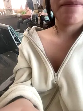 Snapshot of zqq5522 chatting on December 4, 2025, 8:46 am zqq5522 online show from December 4, 2025, 8:46 am