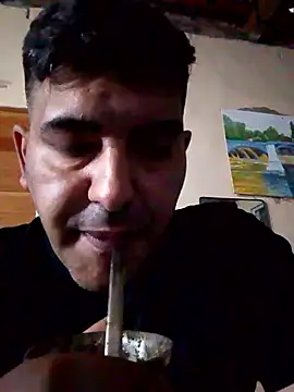 ositocaliente29 online show from November 25, 2025, 3:12 pm