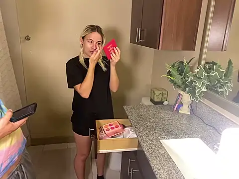 girlfriendmissy online show from March 29, 2026, 3:57 pm