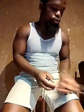 Snapshot of Chocolate_factory_man chatting on March 20, 2026, 3:51 am Chocolate factory man online show from March 20, 2026, 3:51 am