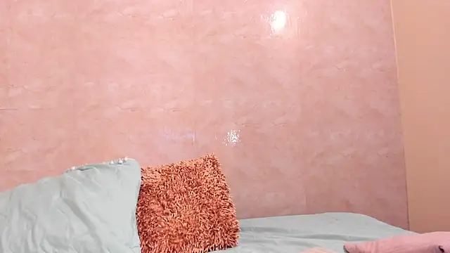 Snapshot of NicolVilla chatting on October 27, 2025, 3:02 pm NicolVilla online show from October 27, 2025, 3:02 pm