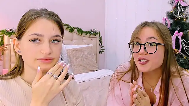 queenofjoyy online show from December 14, 2024, 9:07 am