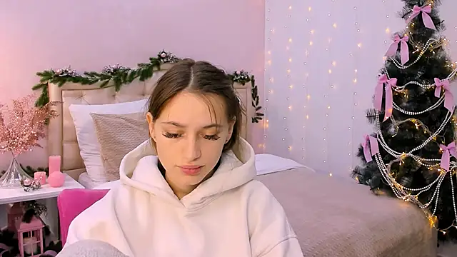 queenofjoyy online show from December 21, 2024, 5:58 am