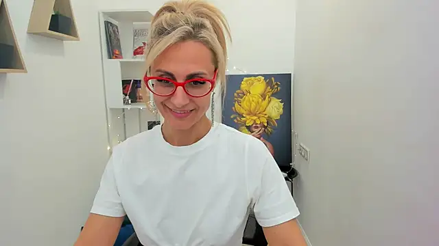 MuseOfStage online show from March 20, 2025, 2:32 pm