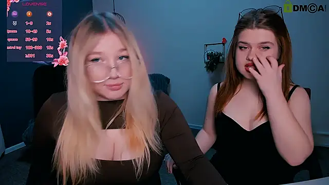 juli kisss online show from March 5, 2025, 8:00 pm