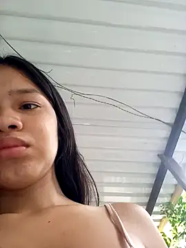 Snapshot of Little_Pau_Dirty chatting on January 28, 2025, 12:11 pm Little Pau Dirty online show from January 28, 2025, 12:11 pm