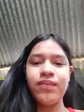 Snapshot of Little_Pau_Dirty chatting on December 12, 2024, 12:44 pm Little Pau Dirty online show from December 12, 2024, 12:44 pm