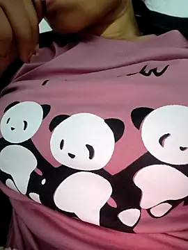 Snapshot of catreena chatting on November 12, 2025, 6:56 pm catreena online show from November 12, 2025, 6:56 pm