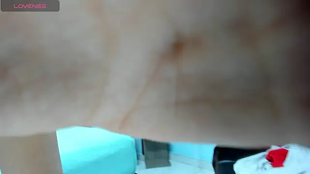 MAILYLOVE1 online show from December 4, 2024, 1:03 pm