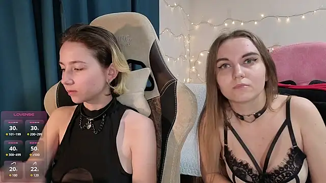 Snapshot of velvetvalkyries chatting on November 12, 2025, 4:55 pm velvetvalkyries online show from November 12, 2025, 4:55 pm