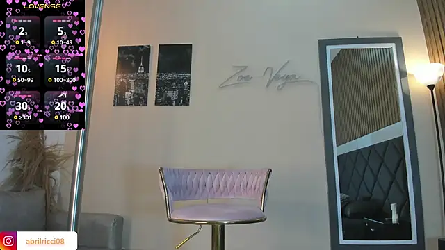 Snapshot of abril_ricci chatting on March 21, 2025, 4:06 am abril ricci online show from March 21, 2025, 4:06 am