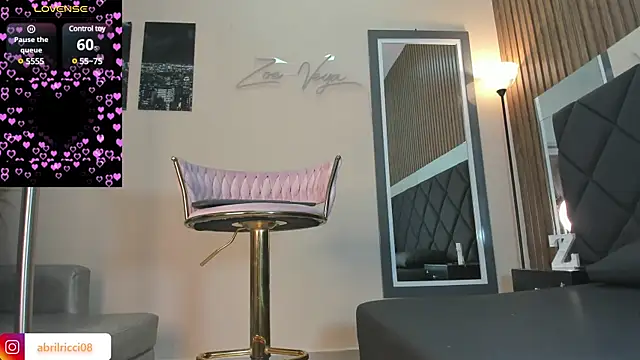 Snapshot of abril_ricci chatting on March 22, 2025, 3:30 am abril ricci online show from March 22, 2025, 3:30 am