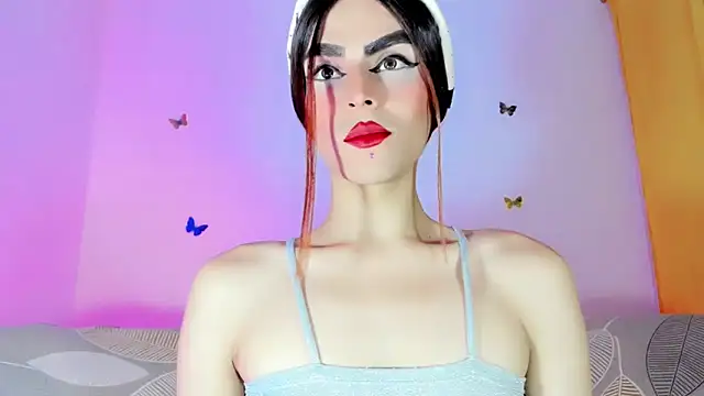 TatiGil online show from March 29, 2026, 10:33 pm