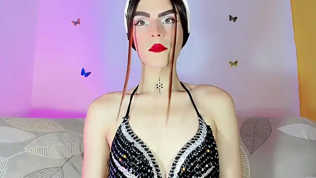 TatiGil online show from April 14, 2026, 8:03 pm