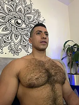 Snapshot of aaroncolombia chatting on November 4, 2025, 10:02 pm aaroncolombia online show from November 4, 2025, 10:02 pm