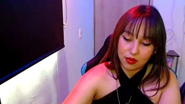 Snapshot of Skarlet_Adams28 chatting on May 13, 2026, 6:26 pm Skarlet Adams28 online show from May 13, 2026, 6:26 pm