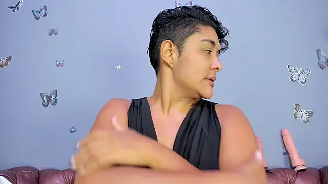 Kaira mosse online show from October 14, 2025, 11:00 am