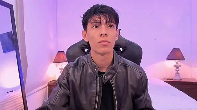 alexandersawyer online show from November 12, 2025, 12:31 pm