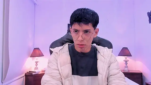 alexandersawyer online show from November 15, 2025, 12:42 pm