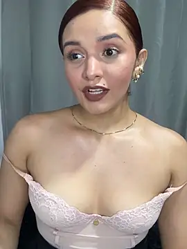 Melanyprada online show from February 18, 2026, 4:54 am