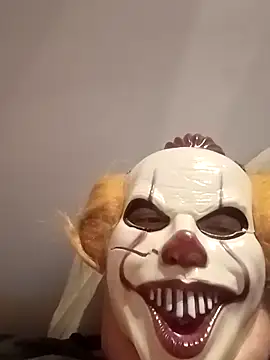 Snapshot of MorphingGloat chatting on October 12, 2025, 9:49 pm MorphingGloat online show from October 12, 2025, 9:49 pm