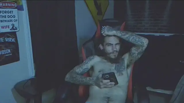 Snapshot of XMeF10 chatting on March 2, 2025, 6:59 am XMeF10 online show from March 2, 2025, 6:59 am