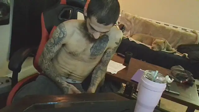 Snapshot of XMeF10 chatting on February 26, 2025, 1:57 am XMeF10 online show from February 26, 2025, 1:57 am