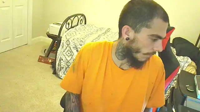 Snapshot of XMeF10 chatting on February 3, 2025, 3:42 am XMeF10 online show from February 3, 2025, 3:42 am