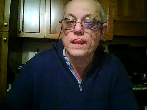 Snapshot of gianbragallini chatting on March 26, 2026, 11:46 pm gianbragallini online show from March 26, 2026, 11:46 pm
