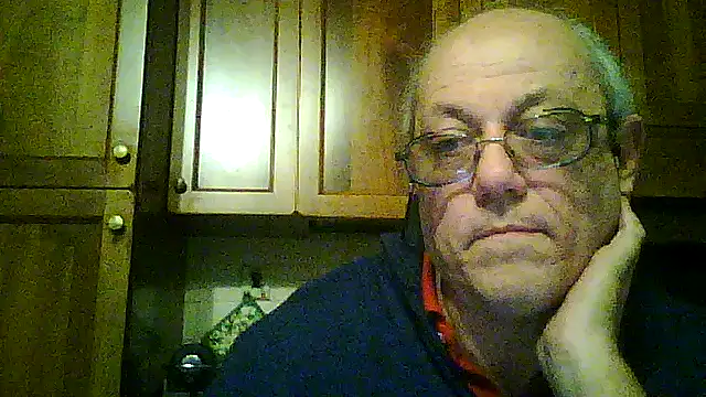 Snapshot of gianbragallini chatting on March 14, 2026, 8:37 pm gianbragallini online show from March 14, 2026, 8:37 pm