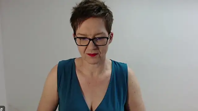 Sofie69Velvet online show from February 10, 2026, 3:11 pm