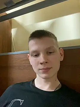 fameboyboo online show from January 2, 2025, 7:18 pm