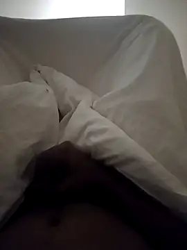 Snapshot of Cute_boleh chatting on November 16, 2025, 7:07 pm Cute boleh online show from November 16, 2025, 7:07 pm